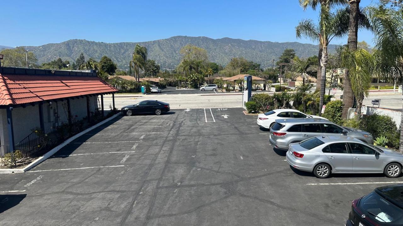 Garden Inn And Suites Glendora Buitenkant foto