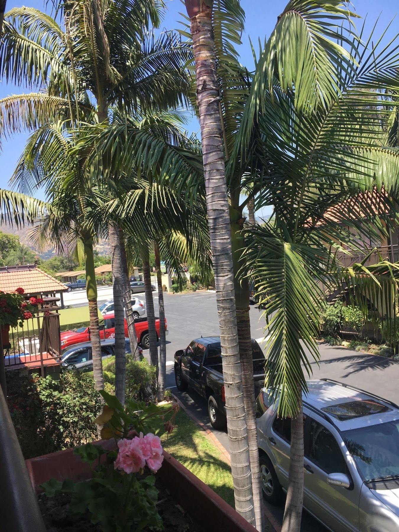 Garden Inn And Suites Glendora Buitenkant foto
